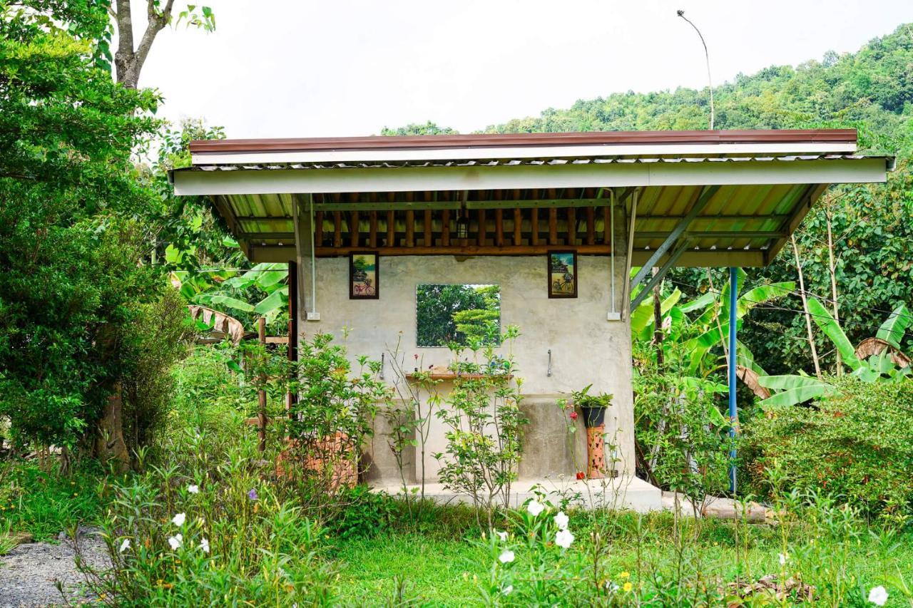 True Nature Chiang Mai - Yoga & Meditation Homestay Retreat エクステリア 写真